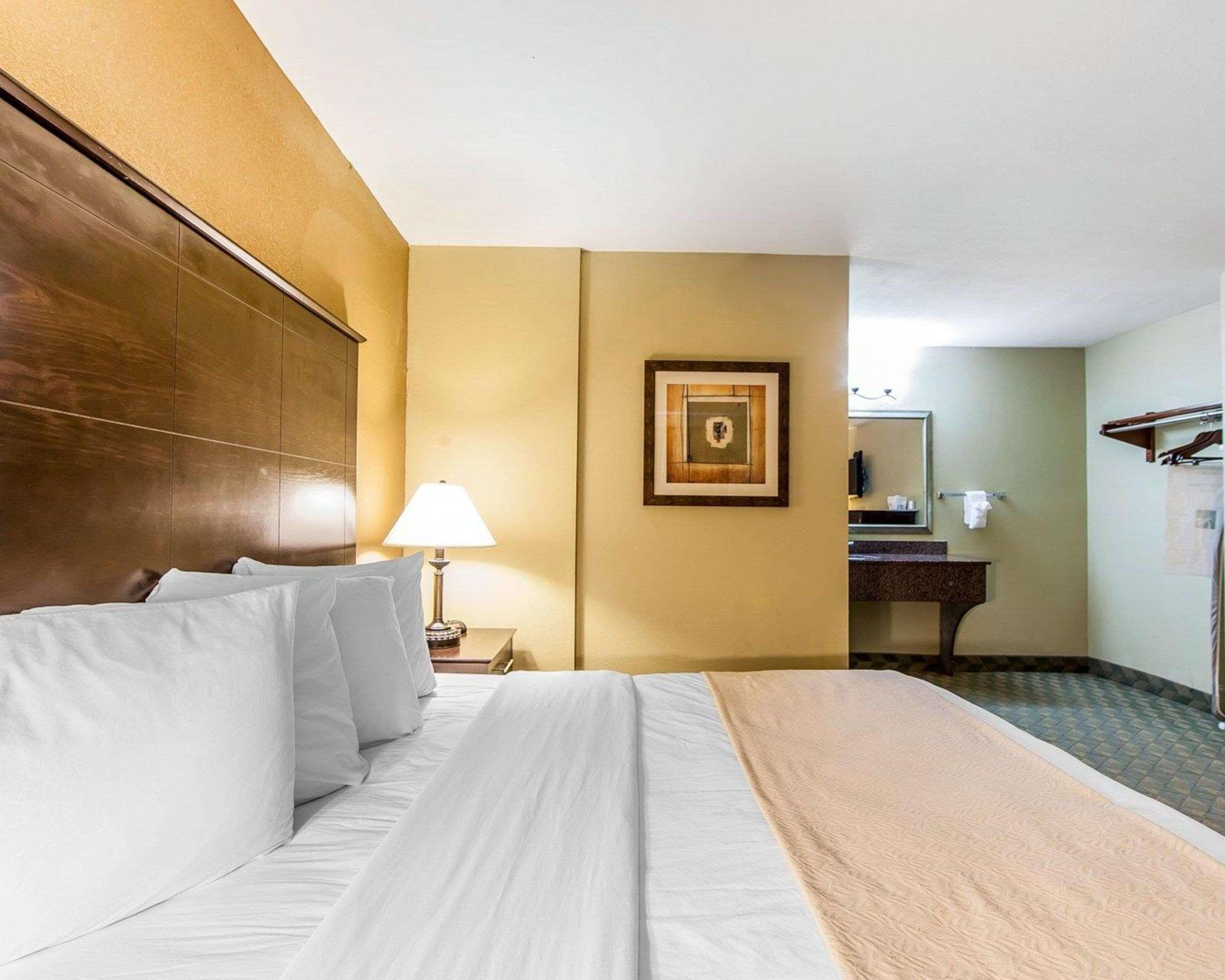 Quality Inn & Suites Bremen Ngoại thất bức ảnh