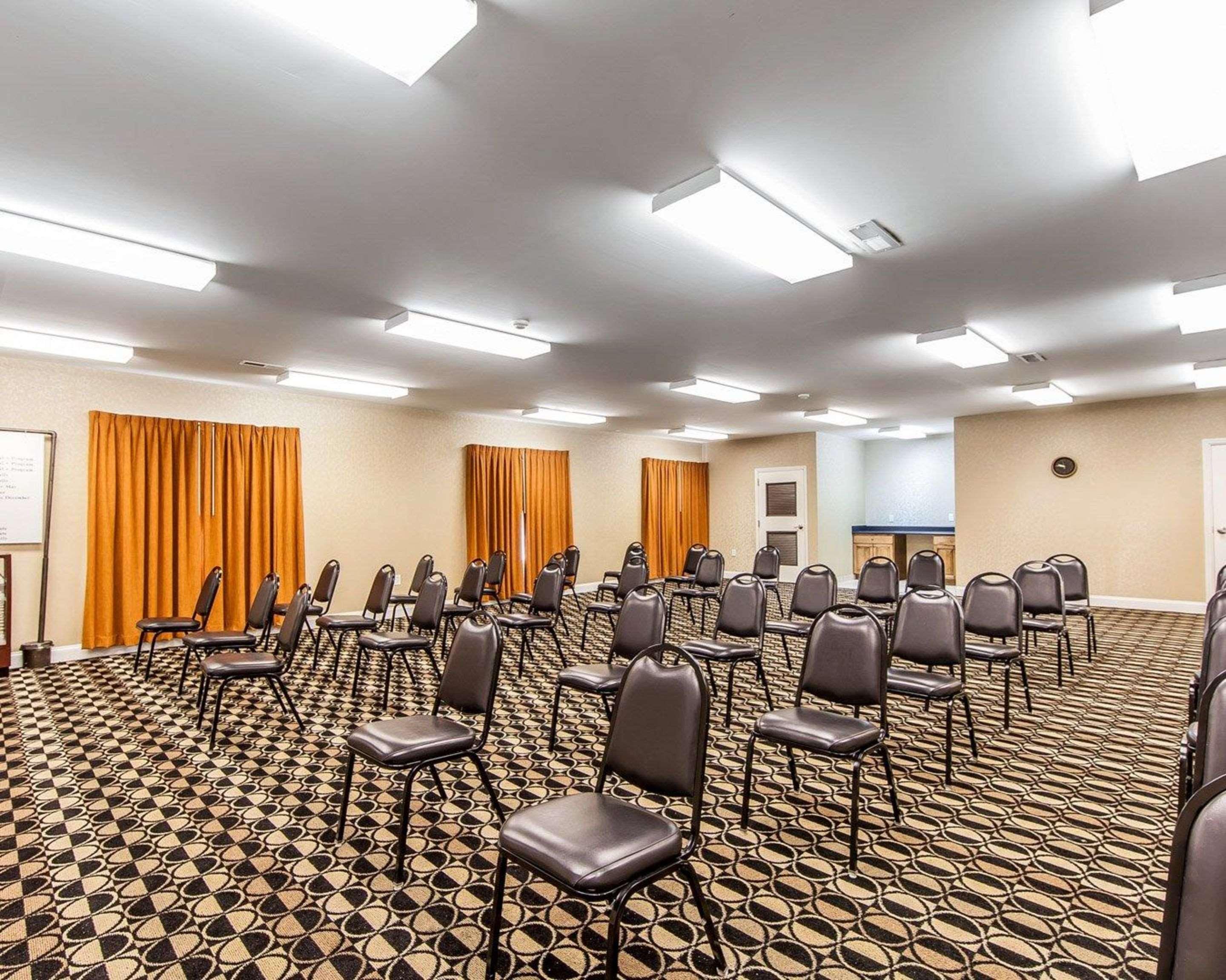 Quality Inn & Suites Bremen Ngoại thất bức ảnh