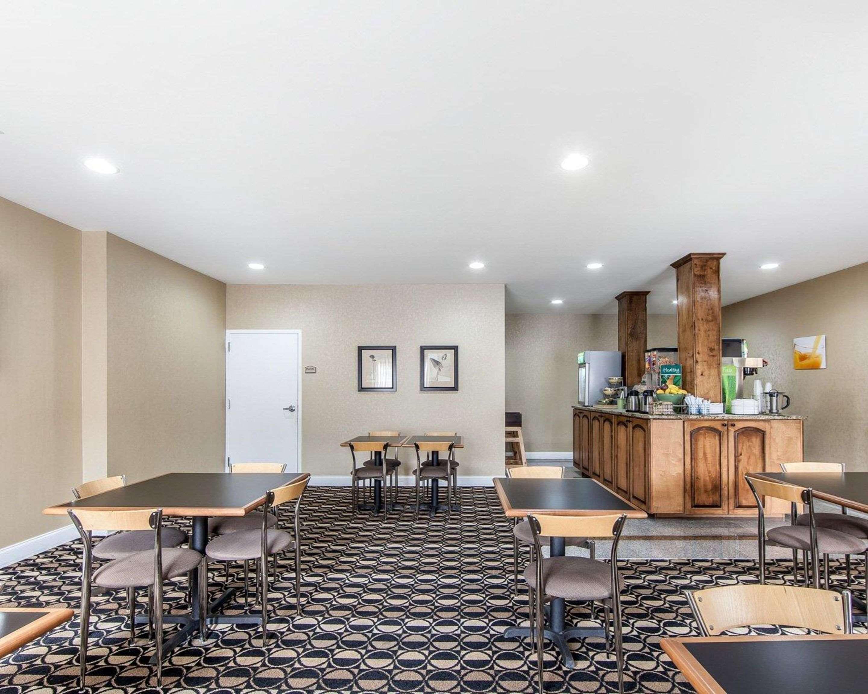 Quality Inn & Suites Bremen Ngoại thất bức ảnh