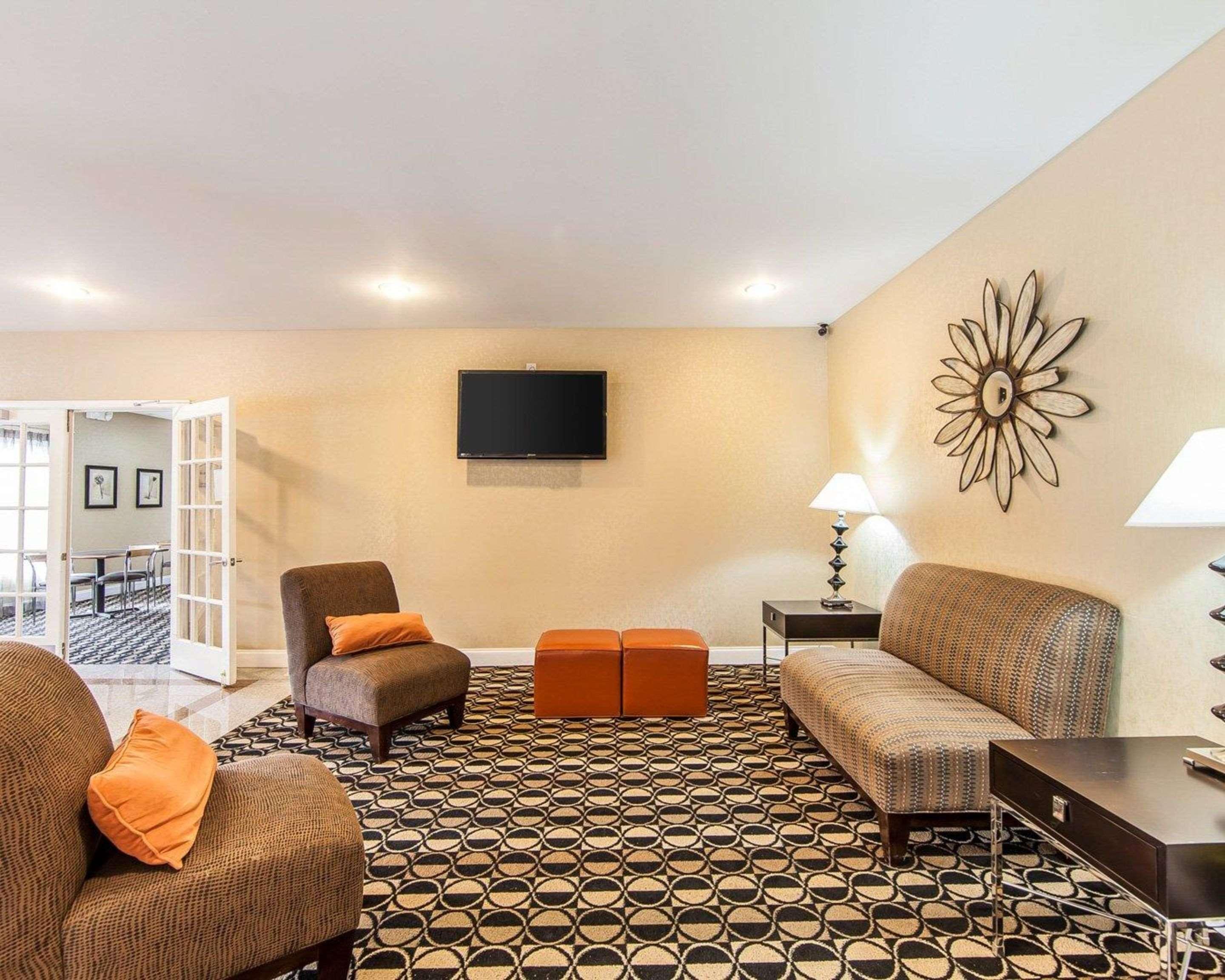 Quality Inn & Suites Bremen Ngoại thất bức ảnh