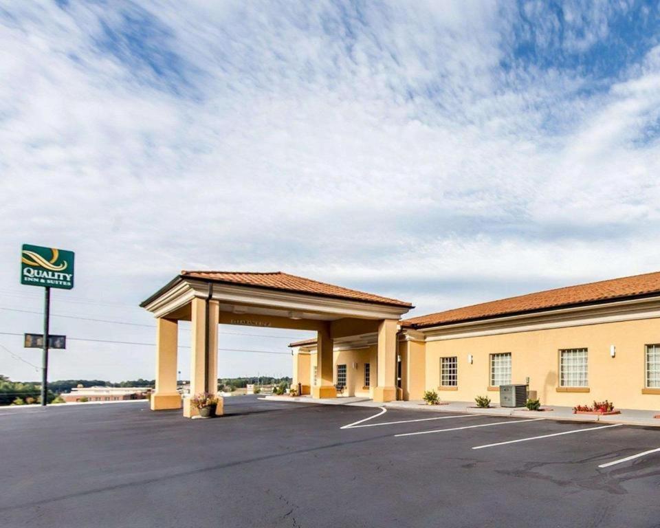Quality Inn & Suites Bremen Ngoại thất bức ảnh